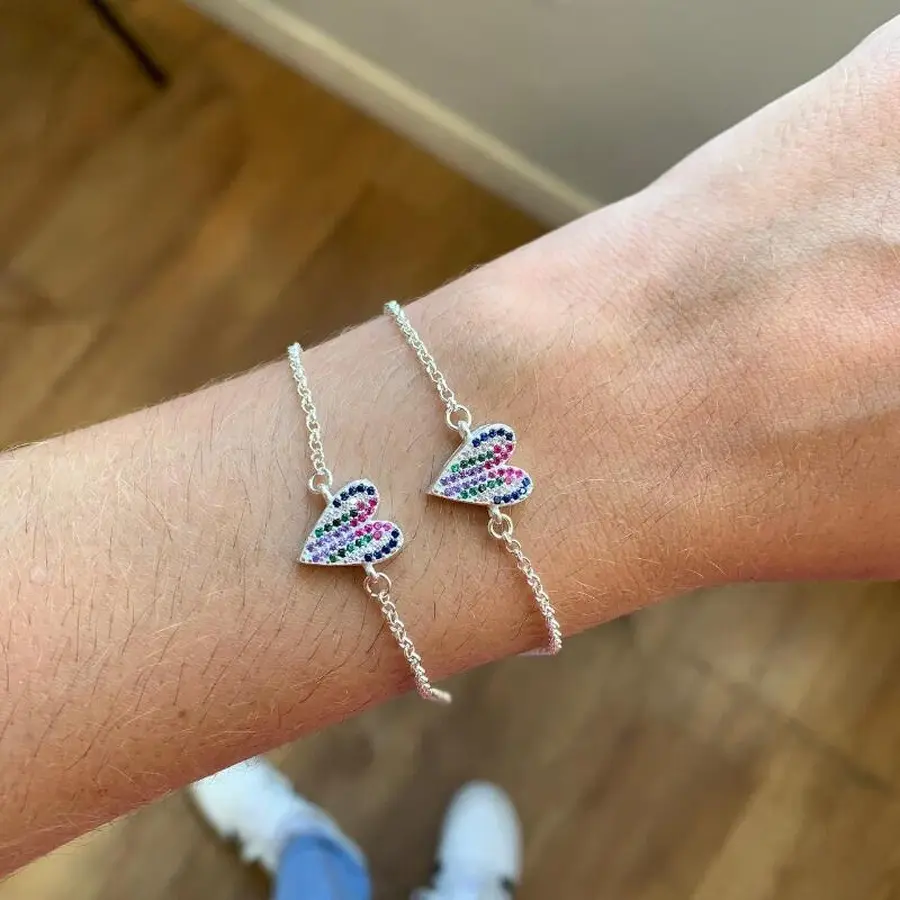 PULSEIRA FEMININA