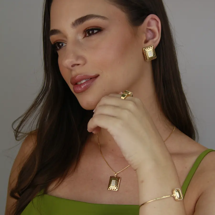 Conjunto Retangular Cravejado 