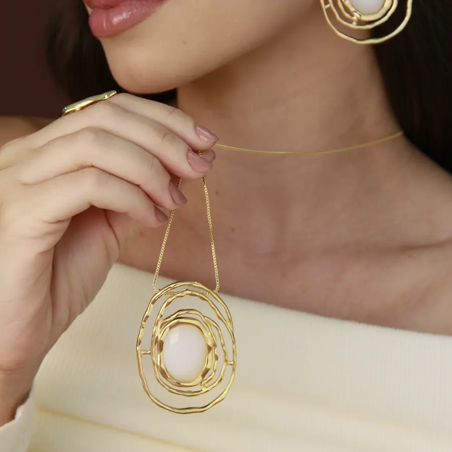 Conjunto Orgânico Maximalista em Madrepérola 