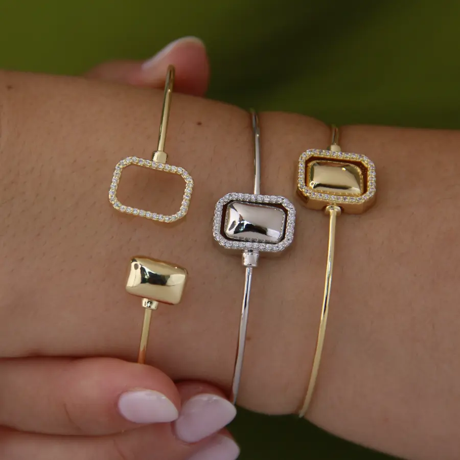 Bracelete Retangular Cravejado 
