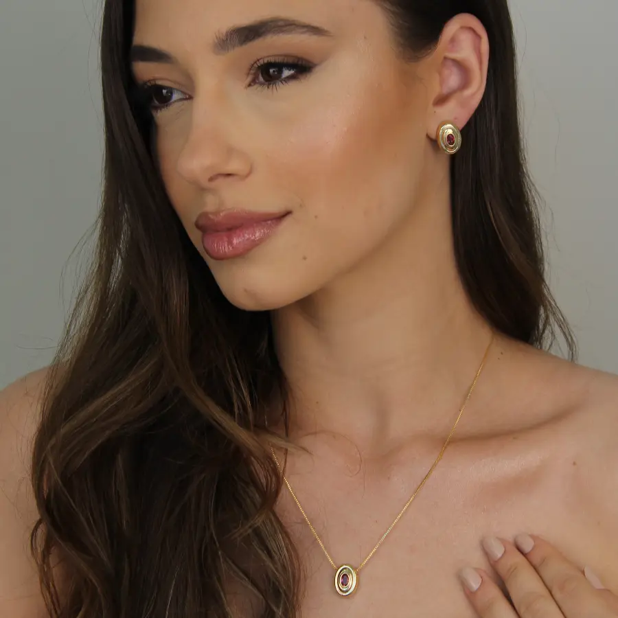 Conjunto Oval Trabalhado e com Detalhe em Zircônia 