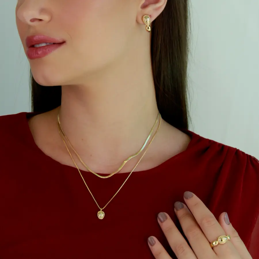Conjunto Cravejado em Zircônia