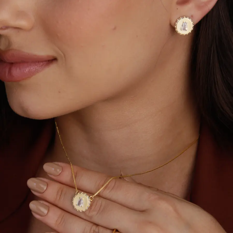 Conjunto Zircônia Gota Dourado Elegante