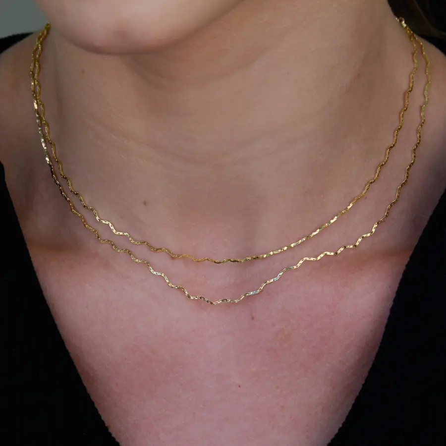 Chocker Trabalhada Lisa