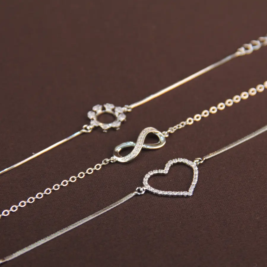 Pulseira Infinito Cravejada 