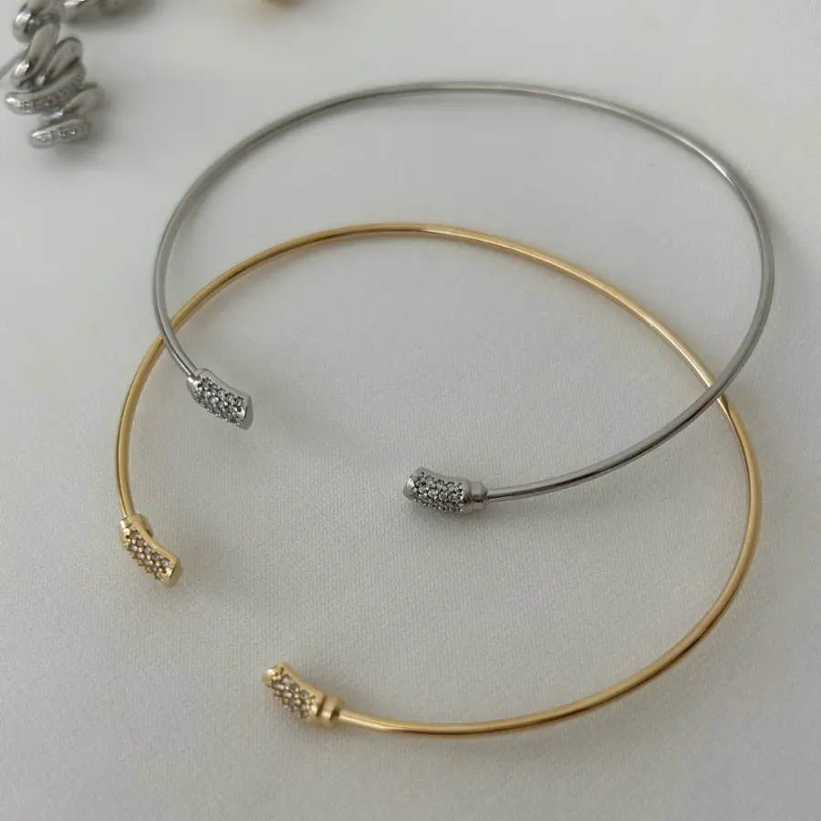 Bracelete delicado Cravejado em Zircônia 