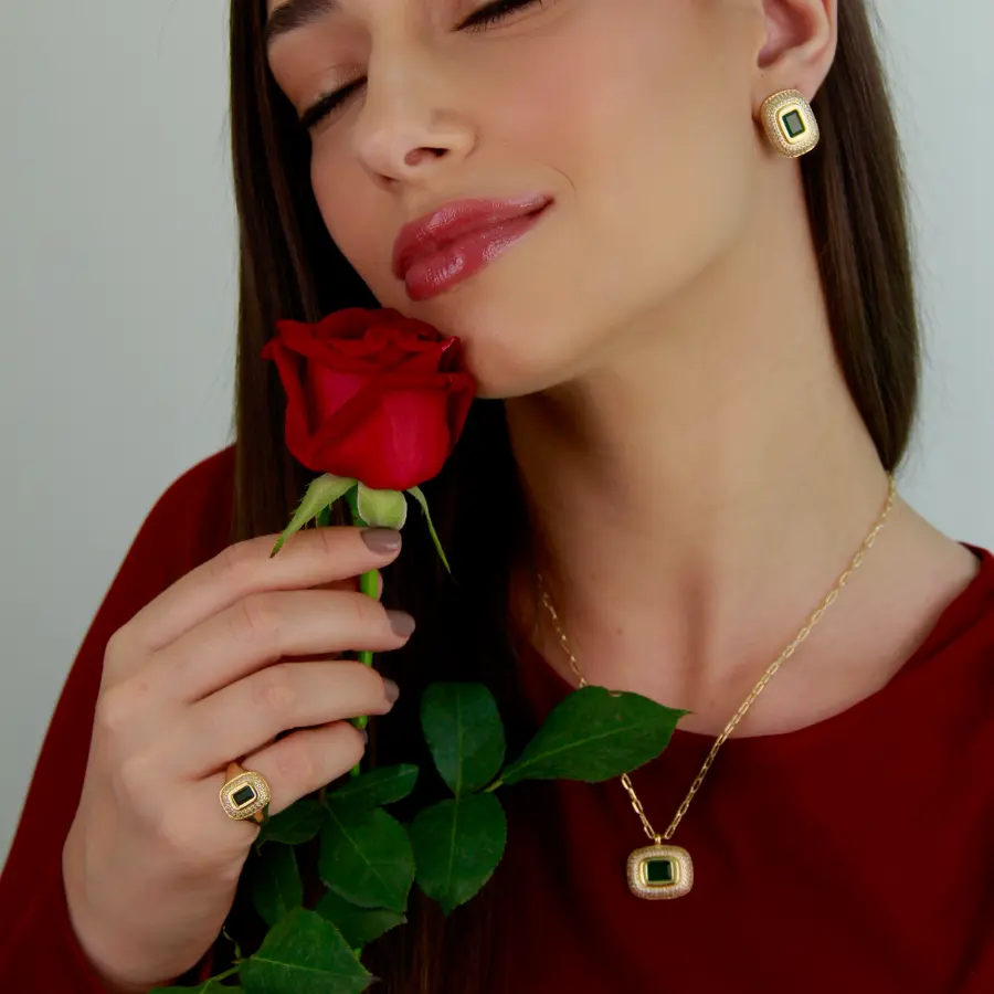 Conjunto Inspiração Luxo Cravejado em Zircônia 