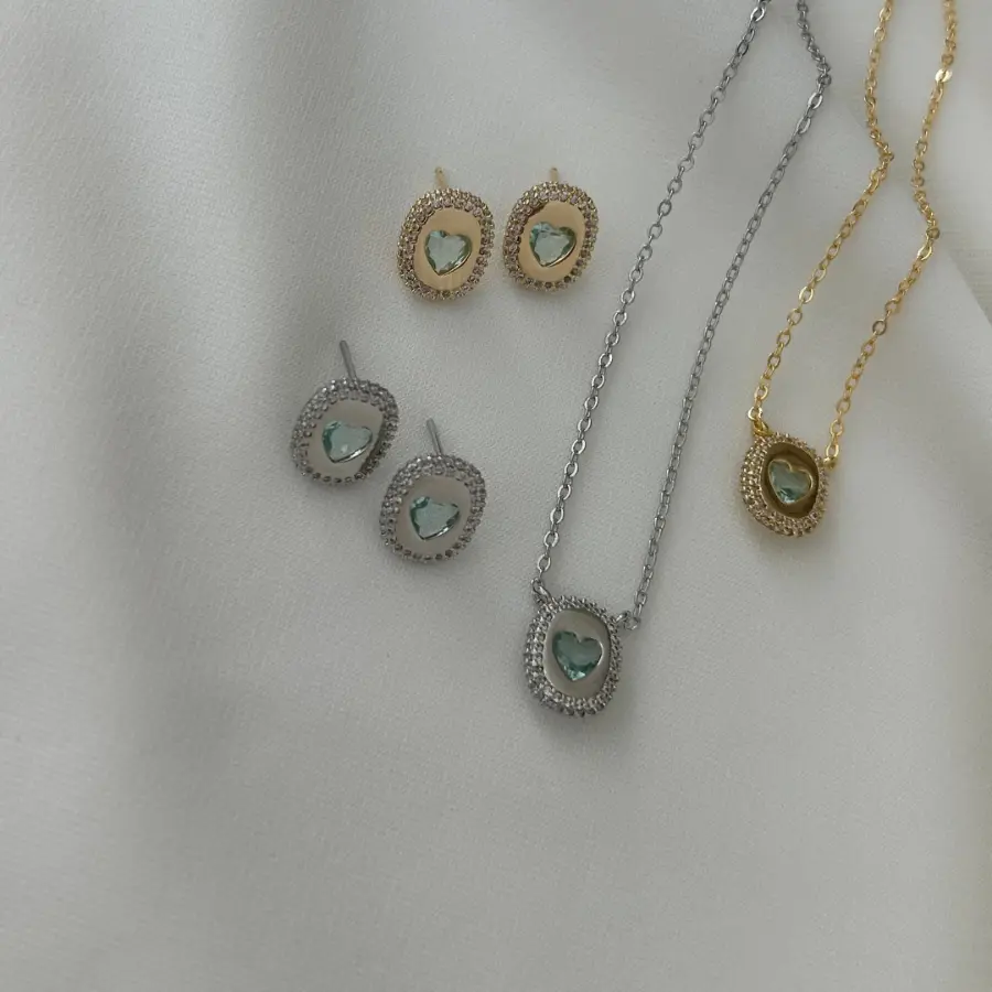 Conjunto Brinco e Colar Cravejado em Zircônia